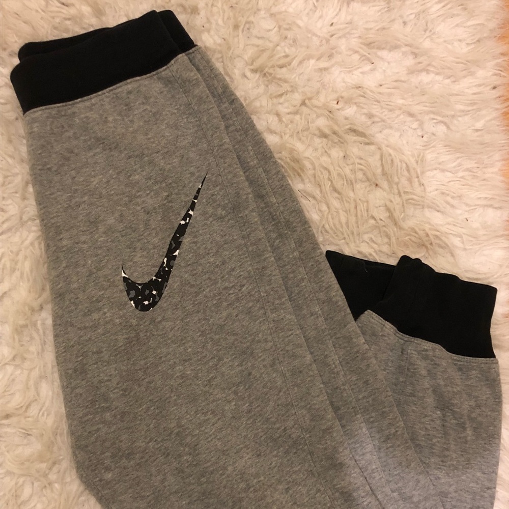 Nike Girls Sweatpants